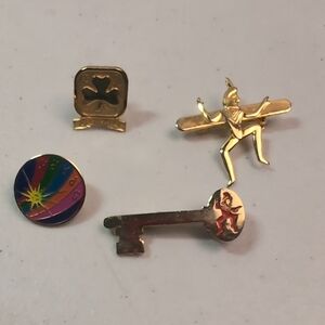 Girl Guides of Canada Pins Sparks, Brownies , Be Prepared